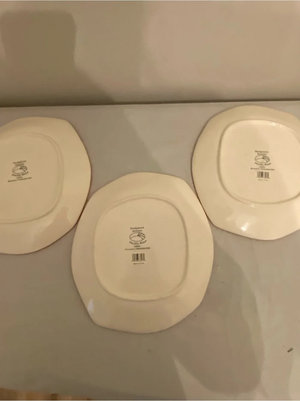 Pacific Rim Handpainted Ceramic Plate - Cream Trio - Picture 7 of 7